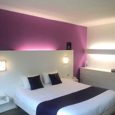 Latitude Ouest Hotel Restaurant & Spa Locronan Exterior foto